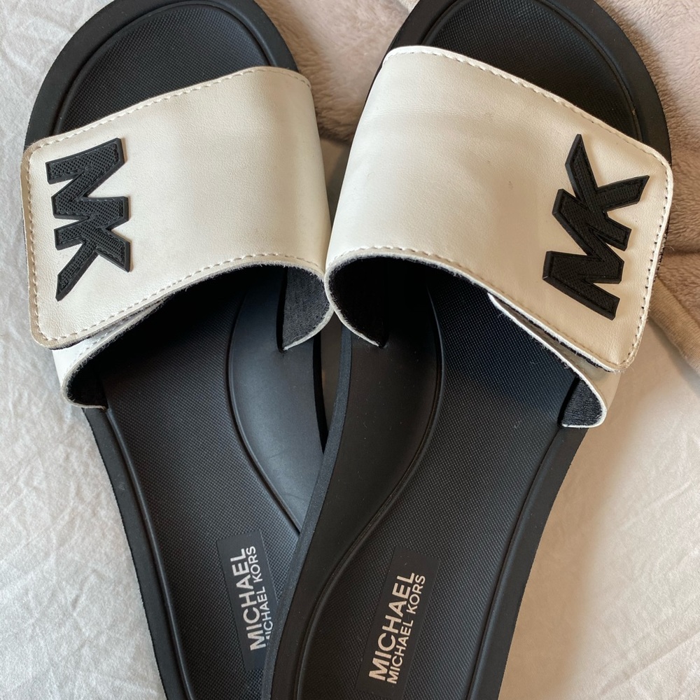 Michael Kors Logo Slides